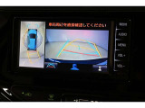 パノラミックビューモニターでクルマの周囲の確認が出来て安心です。