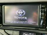 【純正ナビ】人気の純正ナビを装備しております。ナビの使いやすさはもちろん、オーディオ機能も充実!キャンプや旅行はもちろん、通勤や買い物など普段のドライブも楽しくなるはず♪