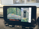 【パノラミックビューモニター】専用のカメラにより、上から見下ろしたような視点で360度クルマの周囲を確認することができます☆死角部分も確認しやすく、狭い場所での切り返しや駐車もスムーズに行えます。