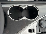 ドリンクホルダーがあるのはとっても便利!