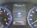 車両の各種設定はステアリングスイッチで目線をそらさず操作できます。