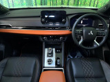 アウトランダー PHEV 2.4 P 4WD 