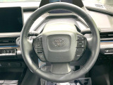 【純正革巻きステアリング】上質な革を使用することで、手にしっかり馴染みとても運転しやすいハンドルです♪