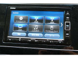 【オーディオソース】ラジオはもちろんCD、フルセグ、DVD、Bluetooth、USB、SDと多彩な機能を装備しております