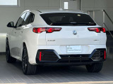 この度は弊社認定中古車をご覧いただき誠にありがとうございます。弊社はBMW 正規ディーラーですので遠方のお客様も安心してご購入下さい。ご不明な点がございましたらお気軽にお申し付けください。