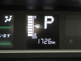 たとえばダイハツのお店にある、たくさんのスマアシ搭載車は、正常に作動する事をしっかり確認します。