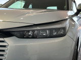 LEDヘッドライトは、点灯の瞬間から最大光量を発揮し、突然暗くなるトンネルなどでの安定感を高めます。