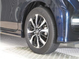 認定中古車では、厳しいHonda認定基準をクリアした厳選されたHonda認定中古車のみ、取り扱っております。「ご購入前の安心」「納車後の信頼」を車両と一緒に提供しております。