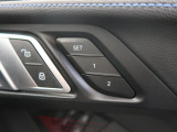 【メモリー機能付きパワーシート】運転手が代わってもボタン一つで設定ポジションに。常にご自身のドライブ設定が整います。