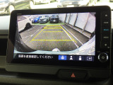 ◆◆バックカメラの画像です。ガイドラインがスムースな車庫入れをサポートいたします!車庫入れの安心感がアップしますね☆