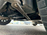 車体下部には大きな錆び、腐食は無く程度は良好です。