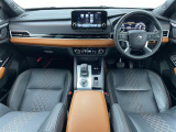 アウトランダー PHEV 2.4 P 4WD 本革シート