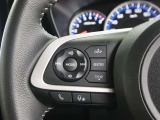 ステアリングスイッチです!視線を逸らすことなく操作することができます!