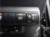 オートマチックハイビームスイッチ、手動光軸調整ダイヤル。
