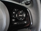 ◆アダプティブクルーズコントロール◆予め設定した車速内でクルマが自動的に加減速。前走車との適切な車間距離を維持しながら追従走行します。【LKAS】車線維持支援システムでステアリング操作を支援。