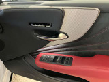 運転の操作性、快適性など全てはシートポジションから始まります。ドライバーごとの好みのポジションを記憶できるシートメモリーは、欠かせない機能です。