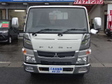 キャンター  平ボディ 低床 2000kg積 4WD