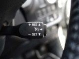 クルーズコントロールを搭載しております☆設定した速度を自動で維持する機能で、運転の疲労を軽減し、快適なドライブをサポートしてくれます♪