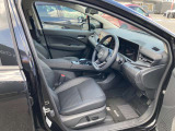 運転席からの視界もよくどなたがお乗りになられても運転しやすい車両になっています☆