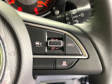 【アダプティブクルーズコントロール】高速道路での長距離走行が楽に!!自動で速度を保つクルーズコントロールが、衝突軽減システムと連携し、前方の車両を感知して車間を保つように速度調節してくれます!!