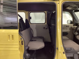 乗車人数や荷物の量、車内での過ごし方に合わせて、シートのレイアウトを変更できます。