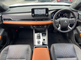 アウトランダー PHEV 2.4 P 4WD 