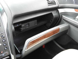 ご納車前にはBUBUならではの内外装の手入れ、自社工場による納車前点検では100項目に及ぶ法定点検に基づいた内容の点検整備とコンピューター診断を実施!