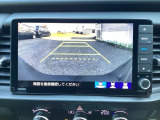 バックカメラを装備しており後方の視界も十分です。