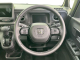 【ステアリングスイッチ】運転中、前方から目線をそらすことなく、オーディオ等の操作が可能な便利機能!安心&快適なドライブを演出してくれます♪