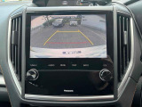 バックカメラも付いています。駐車の時に便利なのはもちろんの事、後方死角にいる子供たちに気が付くことができるので安心安全ですね