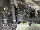 お車を安心してお乗りいただく為には、足回りの定期点検が欠かせません。サービスサポート(有償保証)では無料点検もご提供しており、安心のカーライフをお過ごしいただけるサポート体制が整っています。