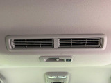 【サーキュレーター】エアコンの風を後部座席まで届けてくれ、広い車内空間でも素早く快適な温度になります♪真夏や真冬に便利な機能です。
