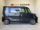 車両右側面からの写真になります。車をご覧になりたい時はお気軽に最寄りの店舗へご相談下さい。