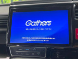 【大画面ナビ】純正の大型10インチナビを装備。存在感のある大画面はインパクト大!ナビ利用時のマップ表示は見やすく、テレビやDVDは臨場感がアップ!いつものドライブがグッと楽しくなります♪