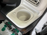 ホットドリンクをちょうど良い温度でキープしてくれる保温機能付きのホッとカップホルダー
