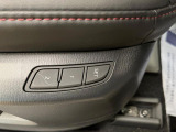 【メモリー機能付きパワーシート】ドライバーごとに設定したシート位置を記憶して、ボタン一つで切り替えできる便利な機能!運転する方が複数名いらっしゃるご家庭におすすめです♪