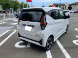 プライバシーガラスなので、中の荷物やプライバシーも保たれます。