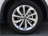 215/55R17タイヤ/7Jx17アルミホイール