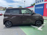ご愛用車にはボディのガラスコ-ティングをお勧めします。強固なガラス被膜とフッ素化合物被膜を形成することで汚れをつきにくくし、輝きを保護致します。