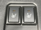 【シートヒーター】寒い日に重宝するシートヒーター!エアコンより早く温まってくれるので寒がりの人も安心ですね♪エアコンの温風は乾燥するから苦手、という方にもをおすすめです。