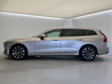 全国のVOLVOからお取り寄せが可能※!遠方の店舗に展示してあるクルマが気になる場合も、最寄りの店舗でご購入ただくことが可能です!是非私たちに要望をお聞かせください!※別途費用