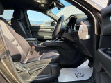 しっかりフィットし、骨盤が立つような姿勢で運転することで、運転中の疲労軽減に効くシートです
