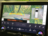 【パノラミックビューモニター】専用のカメラにより、上から見下ろしたような視点で360度クルマの周囲を確認することができます☆縦列駐車や幅寄せ時に活躍してくれます♪