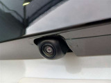 バックカメラが付いているので後方確認が非常にしやすいです。今や運転初心者も熟練者も必須装備!ついていて損はないですね♪