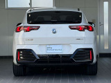 テールライトはフルLEDテクノロジーを採用!リヤ・ビューを一層シャープなものにし、ターン・インジケーターが組み込まれ、立体的な造形を成すレッド・エリアが、リア・エンドの存在感をさらに大きくさせています!
