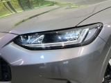 【シーケンシャルターンランプ付きLEDヘッドライト】人気の『流れるウィンカー』付きのLEDヘッドライトを装備♪高級感はもちろん、点灯時は存在感たっぷりで他車からも認識されやすく安心です。