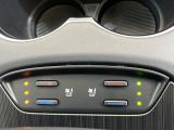 【シートヒーター&ベンチレーション】夏場は涼しい風でお尻や背中の熱やムレを防ぎ、冬はエアコンよりも早く温まってポカポカに!季節を問わず快適に過ごせます。