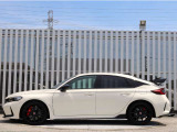 現車確認をご希望の際は、ご希望の日時等を営業スタッフまでご連絡下さい。もちろんお見積りメールでのご連絡もお待ちしております。
