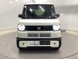 お客様に安全で快適なカーライフをお送りいただくために、中古車にも高いレベルの品質基準を設け、その基準に従って、全ての中古車について納車前整備を実施しています。