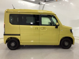 スライドドアなら狭い駐車場でもドアをぶつける心配がありません。ステップが低く乗り降りもしやすいです。